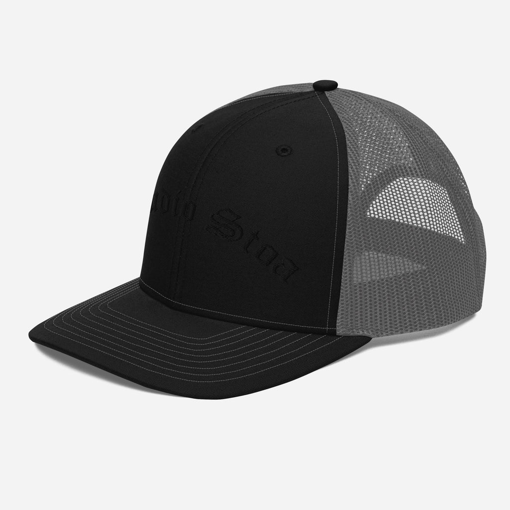 Studio Stoa Trucker Cap black charcoal snapback left front view